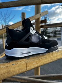 Nike Air Jordan Retro 4 - 7