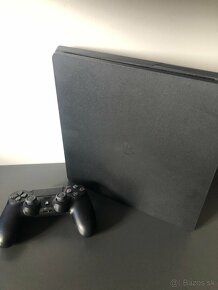 Playstation 4 slim 500GB - 7