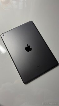 Predám Apple iPad 10,2" 64GB Wi-Fi Space Gray (2021) + Appl - 7