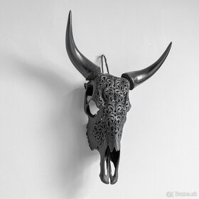 Autentická vyrezávaná lebka býka, čierna 60cm - 7