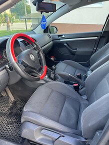 Predám GOLF 5,2.0l, FSI - 7