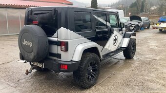 Jeep Wrangler / Wrangler Unlimited Sahara - 7