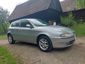 Alfa Romeo 147 1.9 JTD - 7