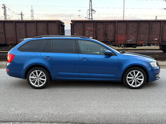 Škoda Octavia Combi 2.0 TDI DSG Elegance - 7