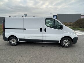 Renault Trafic 2.0dCi - 7