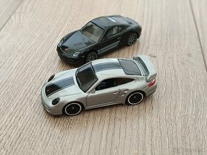 Hotwheels Porsche 911 GT2 & Porsche Cayman S - 7