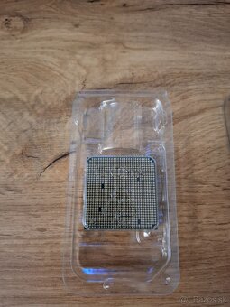 AMD FX - 6300 6 jadro socket AM3+, Chladič + DVD RW - 7