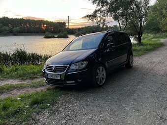 predam  volkswagen touran 2.0tdi 103kw 2009 - 7