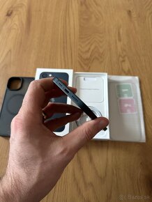 iPhone 13 128 gb Midnight v záruke + príslušenstvo - 7