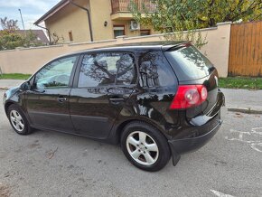 Predám Volkswagen Golf 5 1.4 55kw r.v.2005 - 7