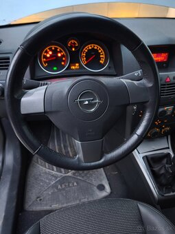 Astra H GTC, Motor Z14XEP, krásny interiér. - 7