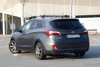 Hyundai i30 CW 1.6i GDI 16V DOHC Style A/ T - 7