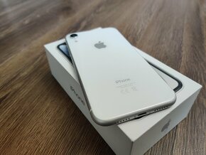 Apple iphone Xr 64Gb - White - 100% Baterka - 7