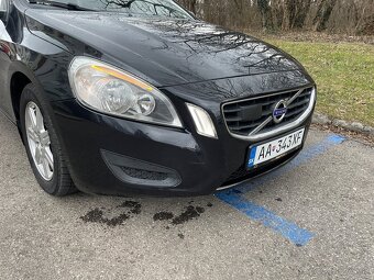 Volvo V60 2.0d 120kw D3 Summum Geartronic 2.0d 120kw AUTOMAT - 7