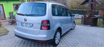 Volkswagen Touran 1.9 TDi Freestyle 11/2010 bez DPF - 7