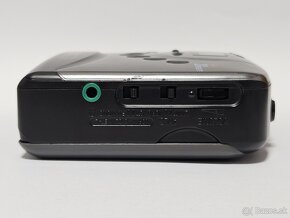 Sony Walkman kazetový prehrávač s AM/FM rádiom (WM-FX251) - 7