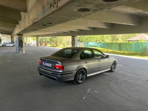 Bmw e39 540i - 7