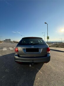 Volkswagen Golf 5 1.9 TDi DSG - 7