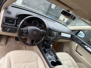 Volkswagen Touareg 3.0TDi  Bez Vzduchu - 7