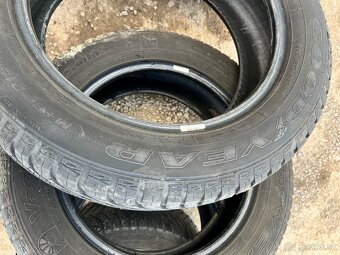 30€ za SADU 4ks celoročne pneu 215/60 R17 - 7