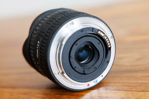 Sigma 15mm fisheye na Canon EF - 7