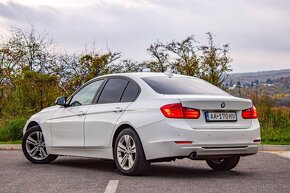 BMW Rad 3 320i A/T Sport Line - 7