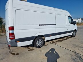 Mercedes Benz Sprinter - 7