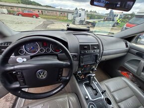 Volkswagen Touareg 3.0tdi - 7