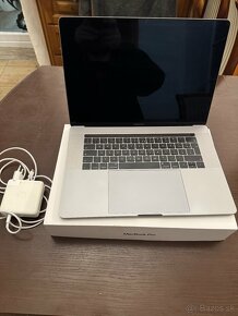 MacBook pro 2018 - 7