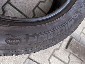 235/50R17 Michelin zimne - 7