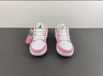 Jordan 1 Low SE Paw Print Pink Foam (Women's) - 7