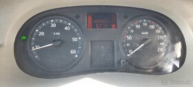 Renault trafic 2.0 dci - 7