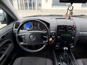 Volkswagen Touareg 3,0 TDi V6 - 7