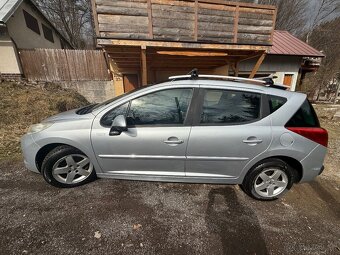 Peugeot 207sw 1.6HDI Panorama - 7