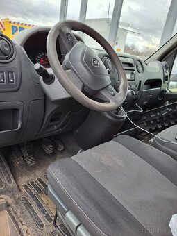 Renault Master 2.3dci/92kW, rok 2015, 3místa - 7