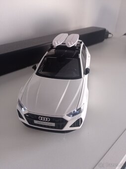 Audi RS6 Avant 1:18 - 7