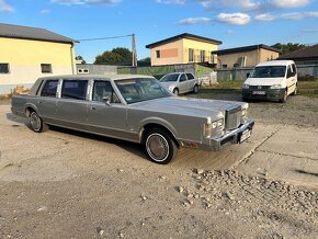 Lincoln Town Car 5,0 l - 7