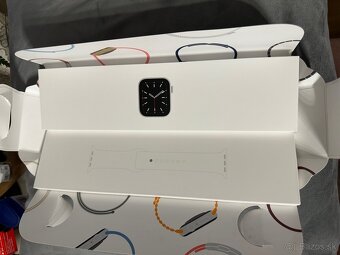 Apple Watch 6 44mm - 7