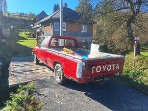 Toyota Hilux 2.4d - 7