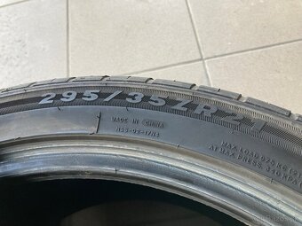 Letne pneu 295/35 R21 - 7