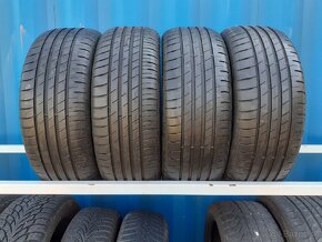 205/55R17 Letné pneu GoodYear - 7