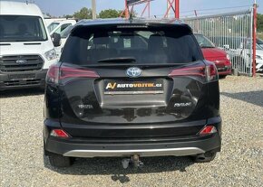 Toyota Rav4 2,5 Hybrid 145kW Executive 4WD hybridní automat - 7