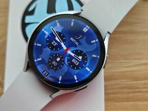 Samsung Galaxy Watch6 BT Black 44 mm,silver, top, zaruka - 7