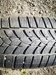 Predam zimne pneu 215/60 r17 Good Year Ultra Grip - 7