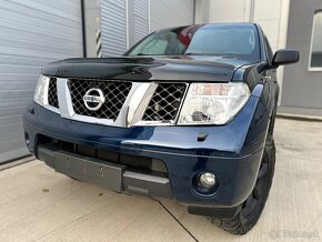 Nissan Pathfinder 2.5 DCi XE 126 kW 2005 7 miest - 7