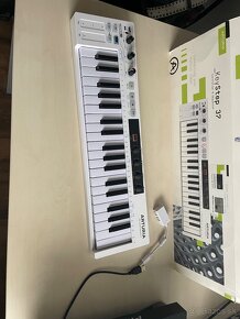 Arturia KeyStep 37 MIDI - klávesa - 7