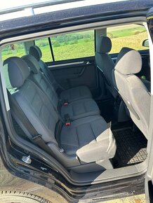 Volkswagen Touran 2.0 tdi DSG - 7