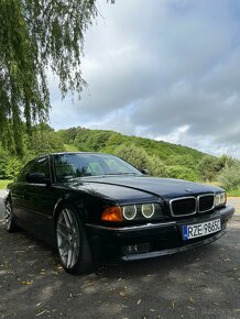 Bmw e38 - 7