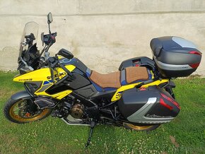 Suzuki V strom 1050xt - 7