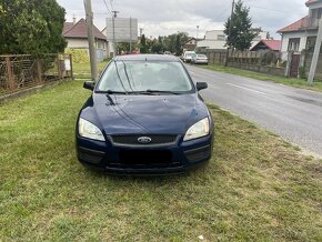 Predám Ford Focus  1.4 16v  R.v2006 - 7